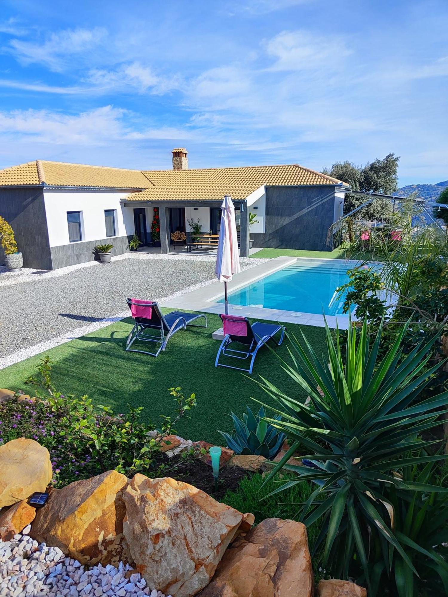 Villa Isabel El Gastor Extérieur photo